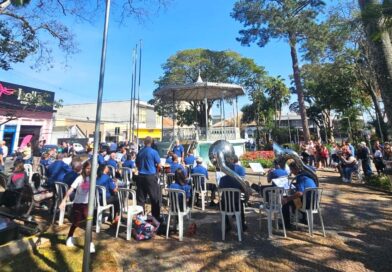 banda santa cecilia de itatiba completa 120 anos